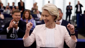 Von der Leyen als EU-Kommissionspräsidentin wiedergewählt