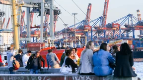 Sieben-Tage-Inzidenz geht leicht zurück