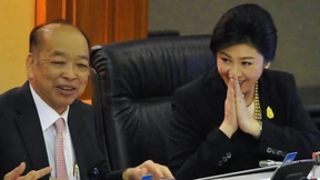 Demonstranten lehnen Shinawatras Dialogangebot ab