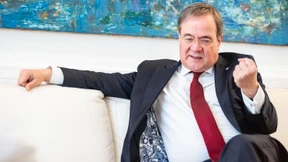 Bundespolitisches Beben bis nach Düsseldorf