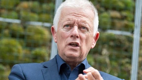 Stuttgarts Oberbürgermeister liest der Autoindustrie die Leviten