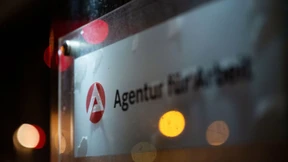 Arbeitslosenzahl übersteigt im Januar 2,6 Millionen