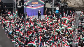 Wie Moskau im ungarischen Wahlkampf mitmischt