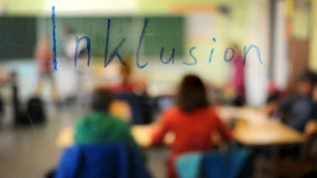 Hessen tritt bei Teilhabe behinderter Schüler auf der Stelle