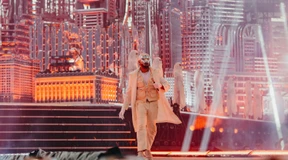 The Weeknd zeigt Gesicht