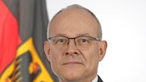 Vizeadmiral im Wellental