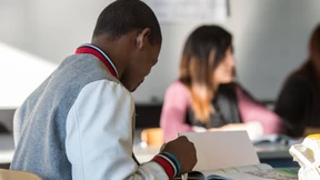 Sofortprogramm für Flüchtlinge gefordert