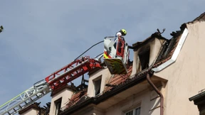 Mordermittlungen und Haftbefehl nach tödlichem Brand in Apolda