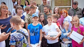 Selenskyj besucht die Donbass-Front