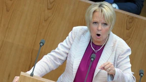 Regierung erklären, zum Zweiten