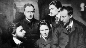 Aus nasser Nacht ein Glanz entfacht