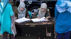 Das Curriculum des Hasses umfasst auch Gedichte