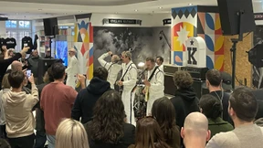 Kraftklub überrascht die Fans in Frankfurt