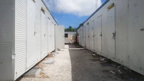 Australien lässt Asylsuchende aus Nauru ins Land