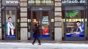 Ab-in-den-Urlaub-Muttergesellschaft meldet Insolvenz an 