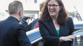 Und was wird aus dem Parmesankäse?  