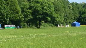 Spaziergänger entdeckt Frauenleiche