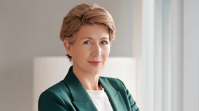 Ein Jahrzehnt lang schuf sie Wohlstand, dann arbeitete sie karitativ