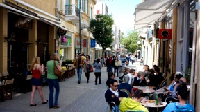 Zyprischer Frühling mit schwerem Gepäck