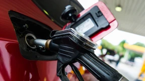 Wird Benzin immer pünktlich zur Urlaubsreise teurer?