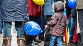 EU-Ausländer kriegen weniger Kindergeld – vielleicht