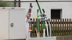 Verbraucherzentrale mahnt Glasfaseranbieter ab