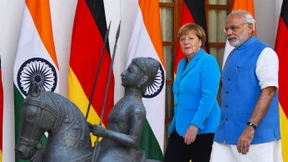 Die Handelsreisende im Truppentransporter