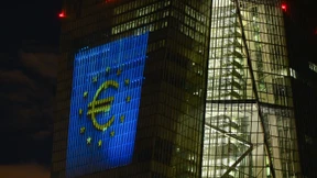 Anleger warten auf Zinsentscheid der EZB