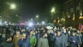 Wütende Armenier verlangen Rücktritt der Regierung