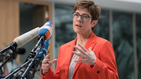 Kramp-Karrenbauer fordert Abwrackprämie für Ölheizungen