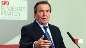 Schröder: Rentenpläne „absolut falsch“