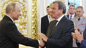 Röttgen: „Schröders Verhalten erfüllt viele Deutsche mit Scham“