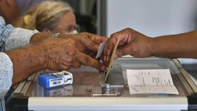 Neukaledonien bleibt französisch