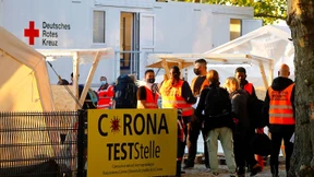 Die Corona-Gefahr von Nachtclubs und Großhochzeiten