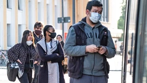 Warum wir unsere Mitmenschen an den Pranger stellen