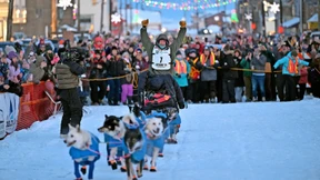 Zur Belohnung verfütterte er Ribeye-Steaks an die Hunde