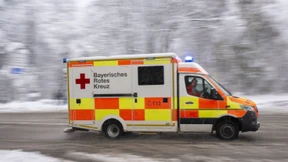 Fünf Partygäste mit Vergiftungserscheinungen in Klinik gebracht