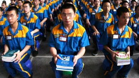 China schließt erste Arbeitslager 