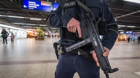 Polizei und Opposition kritisieren ÖPNV-Kontrollen