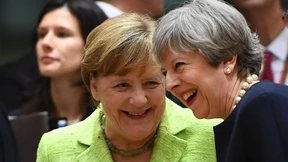 Merkel lobt Mays Vorschläge als „guten Anfang“