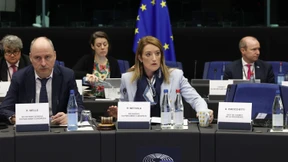 EU-Parlament setzt Vizepräsidentin Kaili wegen Korruptionsverdachts ab