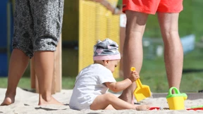 Mutter und Vater droht das Alleinsein