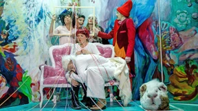 Vom Schreibtisch auf die Bühne