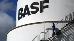 Bankaktien gegen Chemiewerte 