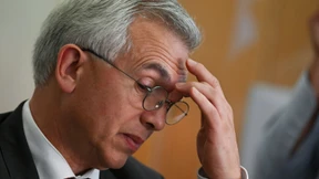 Feldmann ist untragbar