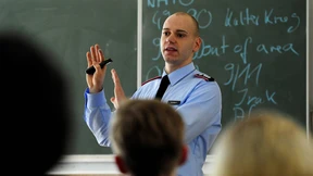 Militärpropaganda im Politikunterricht?