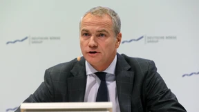 Deutsche Börse sieht sich bei Fusion auf Kurs