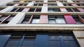 Bouffier: Stellenabbau muss vom Tisch