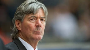 Sportdirektor verzweifelt gesucht