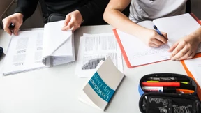 Mal dürfen Schüler gendern, mal nicht